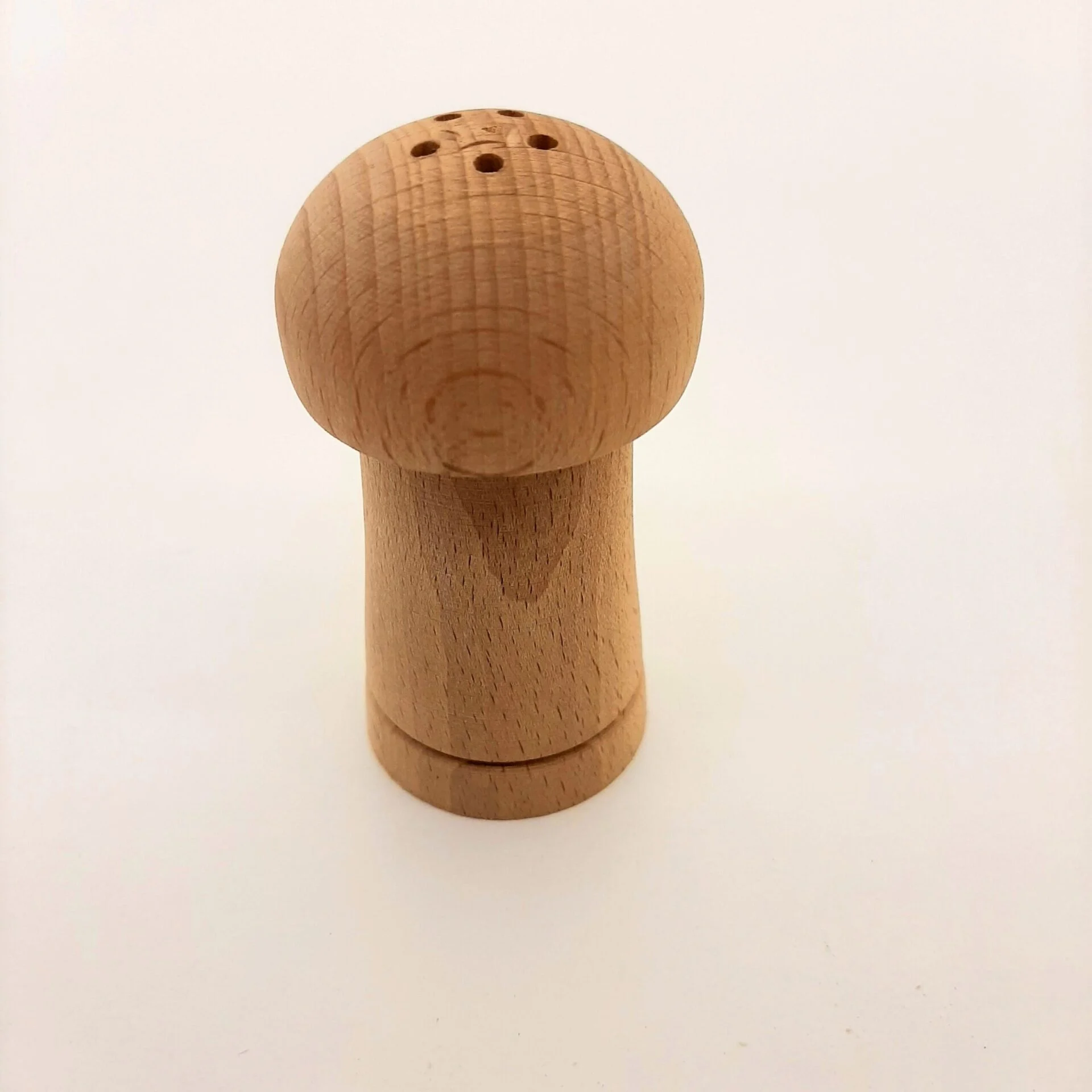 Ξύλινη αλατιέρα