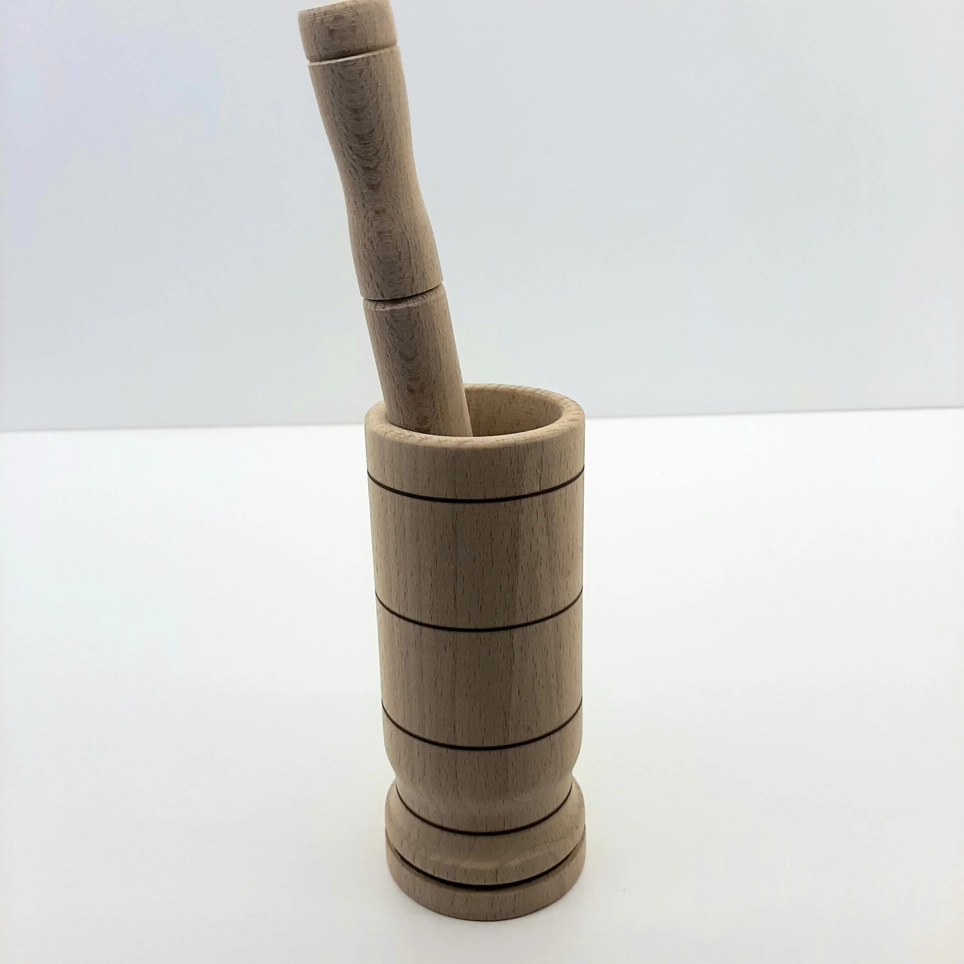 Ξύλινο γουδί στενό