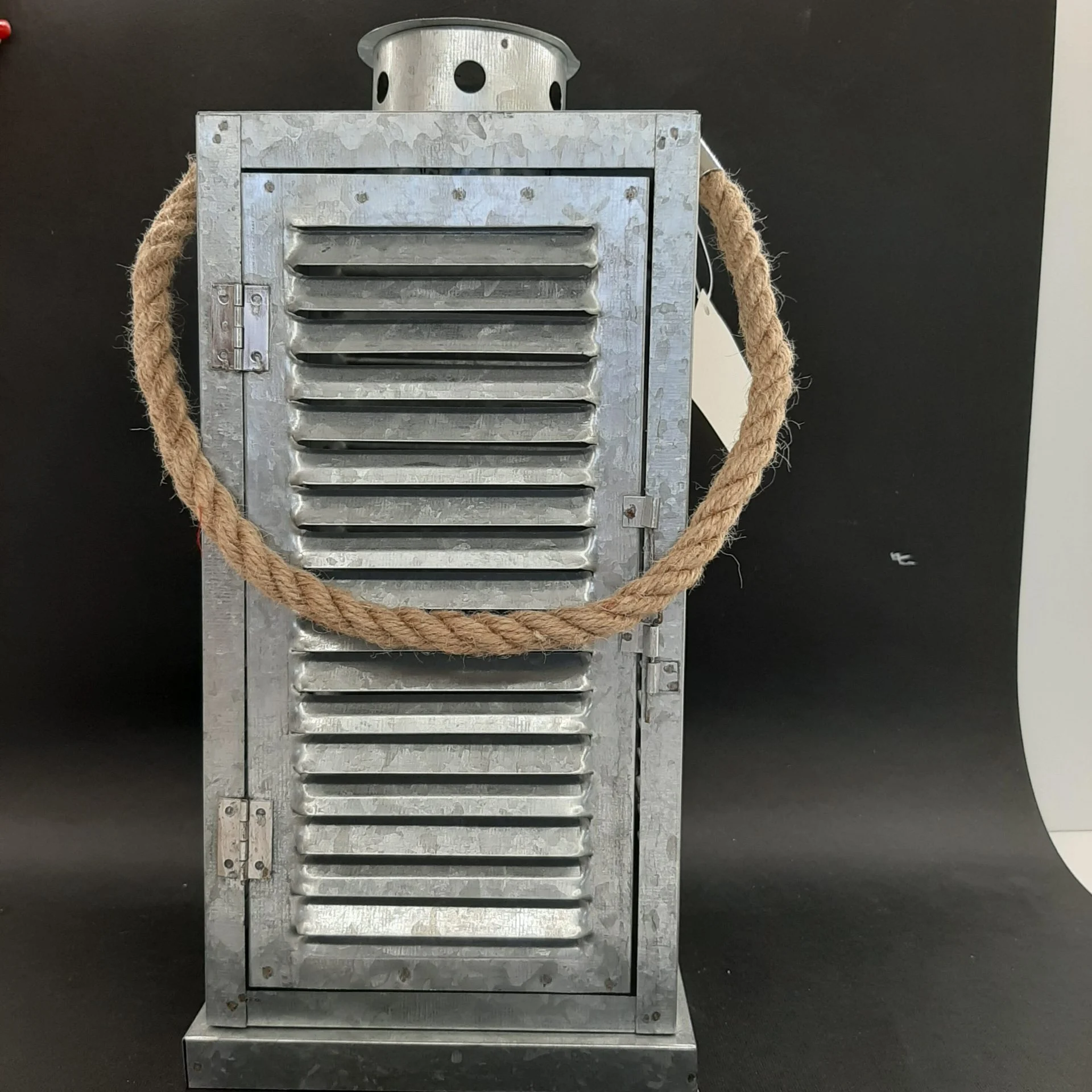 Φανάρι γκρι γαλβανιζέ περσιδωτό