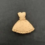 Ξυλόγλυπτο Φόρεμα 6εκ. Χ 7εκ.