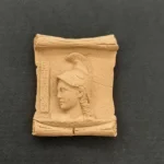 Ξυλόγλυπτη Θεά Αθηνά 5εκ. Χ 6εκ.