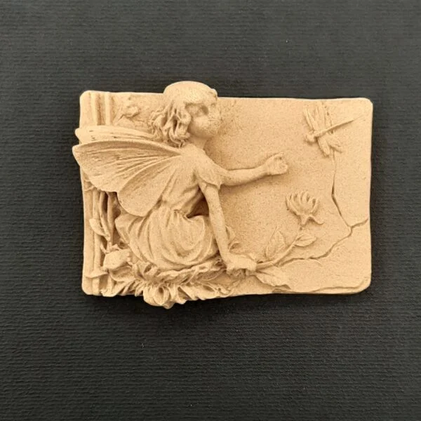 Ξυλόγλυπτο Διακοσμητικό Νεράιδα 6,5εκ.Χ4,5εκ.