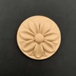 Ξυλόγλυπτο Διακοσμητικό Ροζέτα-Λουλούδι Διάμετρος 7,5εκ.