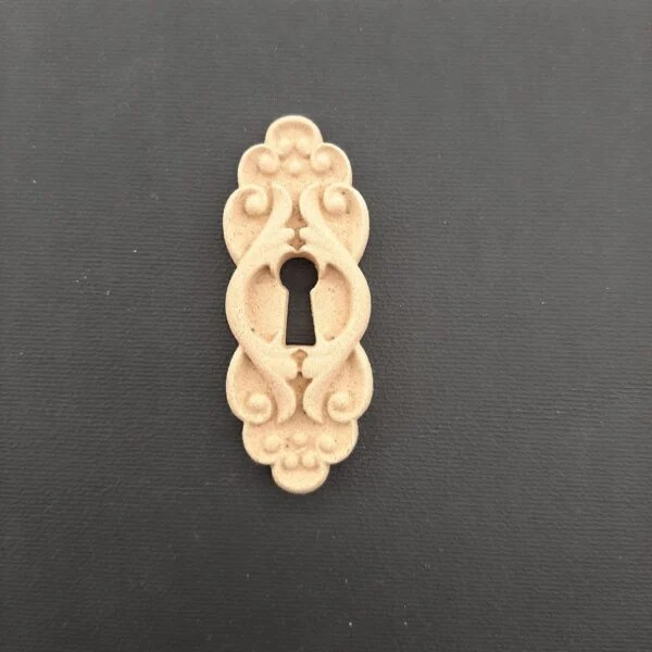 Ξυλόγλυπτη Διακοσμητική Κλειδαρότρυπα 2,5εκ.Χ7εκ.