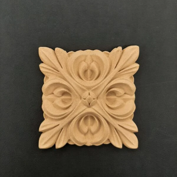 Ξυλόγλυπτο Διακοσμητικό Πλακάκι 9,5εκ. Χ 9,5εκ.