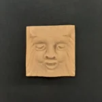 Ξυλόγλυπτο Διακοσμητικό Μορφή 9εκ. Χ 9εκ.