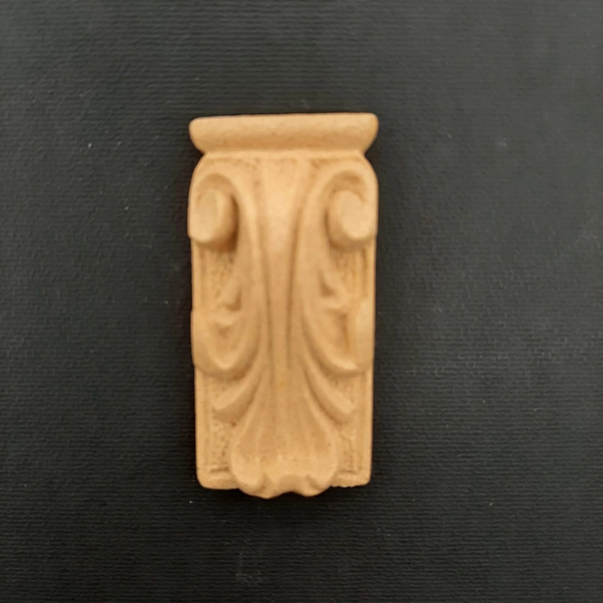 Ξυλόγλυπτο Διακοσμητικό Κολώνας 6,5εκ. Χ 3εκ.