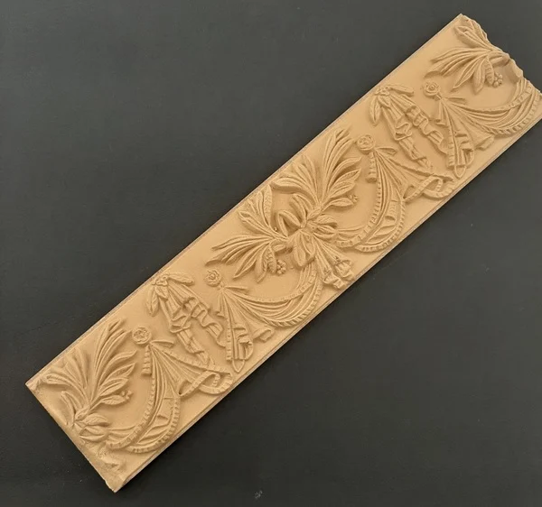 Ξυλόγλυπτο Προφίλ Κορνίζας  Εύκαμπτο 100εκ.Χ8,2εκ.Χ1,1εκ.