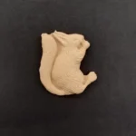 Ξυλόγλυπτο Διακοσμητικό  Σκίουρος  5εκ.Χ5,5εκ.