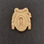 Ξυλόγλυπτο Διακοσμητικό Κλειδαριά 3,5εκ.Χ 4κ.