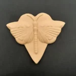 Ξυλόγλυπτο Διακοσμητικό Πεταλούδα 16,5εκ. Χ 15εκ.