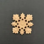 Ξυλόγλυπτο Διακοσμητικό Πλακάκι - Λουλούδι 5εκ.Χ5εκ.