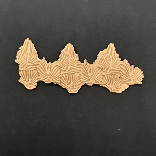 Ξυλόγλυπτο Διακοσμητικό Φύλλα  14,5εκ.Χ5,5εκ.