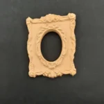 Ξυλόγλυπτο Διακοσμητικό Κορνίζα   7εκ.Χ6εκ.