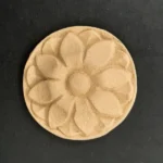 Ξυλόγλυπτο Διακοσμητικό Λουλούδι Ροζέτα Διάμετρος 5εκ.