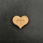 Ξυλόγλυπτο Διακοσμητικό Καρδιά  2εκ. Χ 1,5εκ.