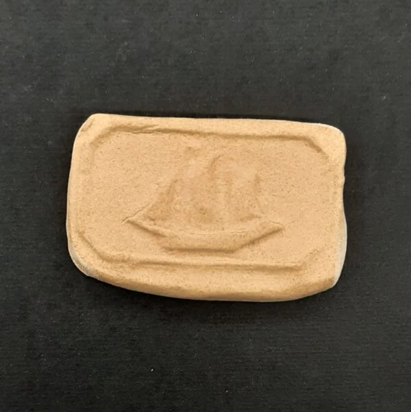 Ξυλόγλυπτο Διακοσμητικό Καράβι 5εκ. Χ 3εκ.