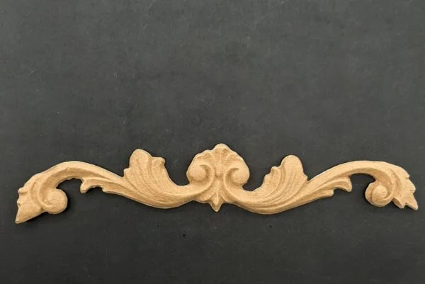 Ξυλόγλυπτο Διακοσμητικό Κέντρου 16,6εκ. Χ 2,8εκ.