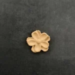 Ξυλόγλυπτο Διακοσμητικό Λουλούδι  2,3εκ.Χ 2,3εκ.