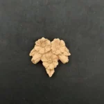 Ξυλόγλυπτο Διακοσμητικό Λουλούδι Γιρλάντα 3,5εκ. Χ 3εκ.