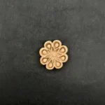 Ξυλόγλυπτο Διακοσμητικό Λουλούδι 2,5εκ. Χ 2,5εκ.