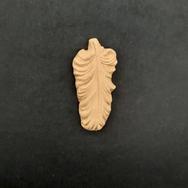Ξυλόγλυπτο Διακοσμητικό Φύλλο 4,5εκ. Χ 2εκ.