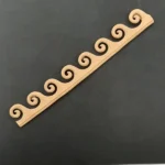 Ξυλόγλυπτο Διακοσμητικό Τρέσα 17εκ. Χ 2,6εκ.