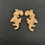 Ξυλόγλυπτο Διακοσμητικό σετ 2 Τεμαχίων 4εκ. Χ 2εκ.