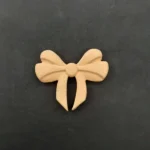 Ξυλόγλυπτο Διακοσμητικό Φιόγκος 4εκ. Χ 4εκ.