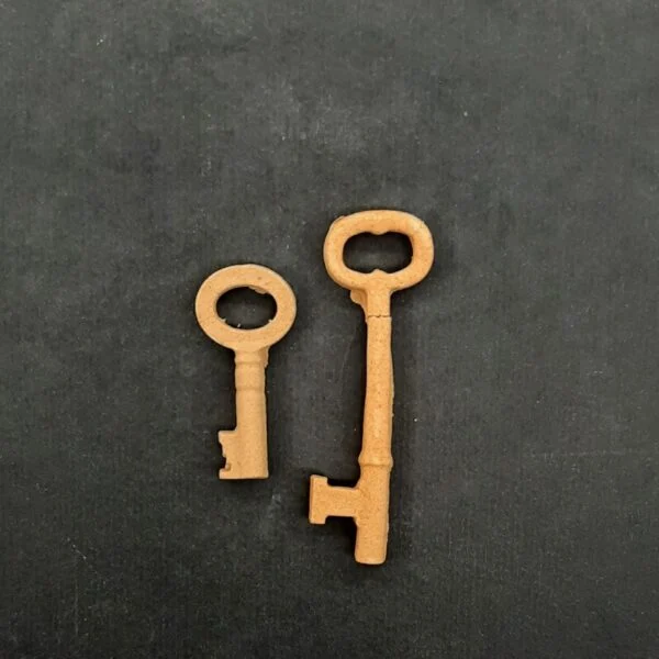 Ξυλόγλυπτο Διακοσμητικό Κλειδί σετ 2 Τεμαχίων 4εκ. Χ 0,7εκ.