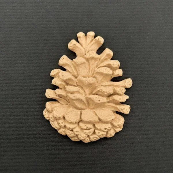 Ξυλόγλυπτο Διακοσμητικό Κουκουνάρι 5,5εκ.Χ6,5εκ.