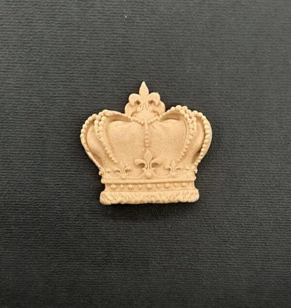 Ξυλόγλυπτο Διακοσμητικό Κορώνα 4,1εκ. Χ 3,8εκ.