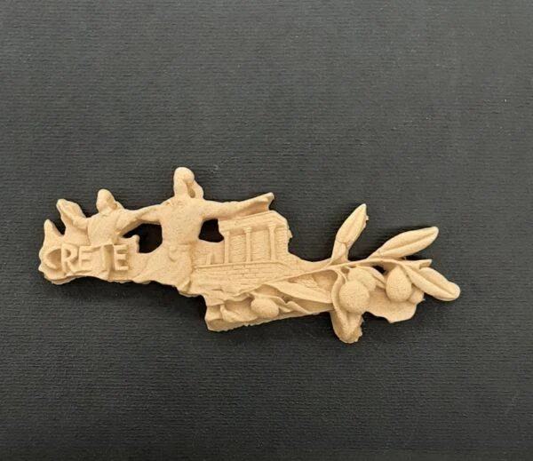 Ξυλόγλυπτο Διακοσμητικό Κρήτη  10εκ.Χ3,2εκ.