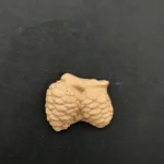 Ξυλόγλυπτο Διακοσμητικό Κουκουνάρια 3εκ. Χ 2,1εκ.