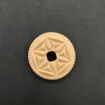 Ξυλόγλυπτο Διακοσμητικό Ροζέτα  Διάμετρος 3εκ.