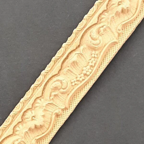 Ξυλόγλυπτο Προφίλ Κορνίζας  Εύκαμπτο 58εκ.Χ3,3εκ.Χ1,1εκ