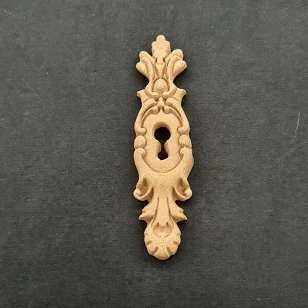 Ξυλόγλυπτο Διακοσμητικό Κλειδαριά  1,6εκ. Χ 6,6εκ.