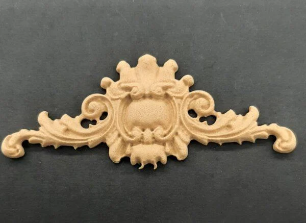 Ξυλόγλυπτο Διακοσμητικό  Κέντρου 9,8εκ. Χ 4εκ.