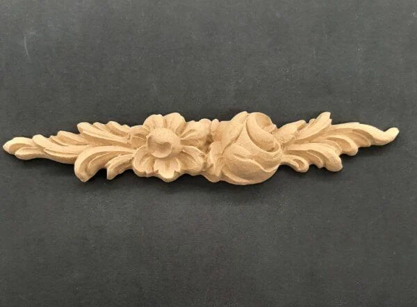 Ξυλόγλυπτο Διακοσμητικό Λουλούδι Γιρλάντα 17,5εκ. Χ 2,5εκ.