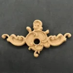 Ξυλόγλυπτο Διακοσμητικό Κλειδαριά  8,2εκ. Χ 4,5εκ.