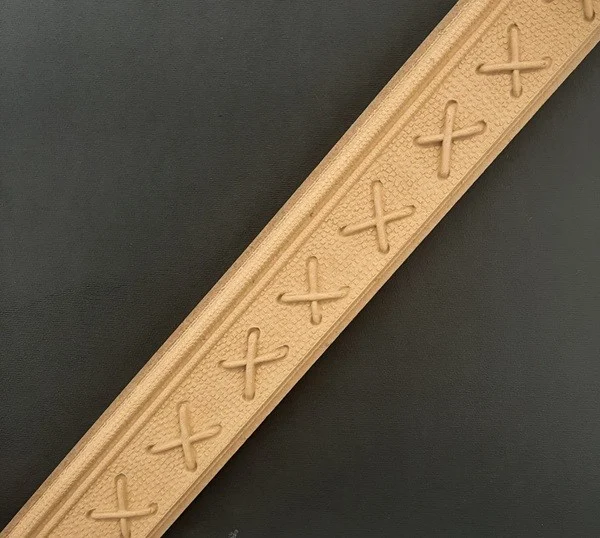 Ξυλόγλυπτο Προφίλ Κορνίζας Άκαμπτη 1μ. Χ 5,5εκ. X 2εκ.