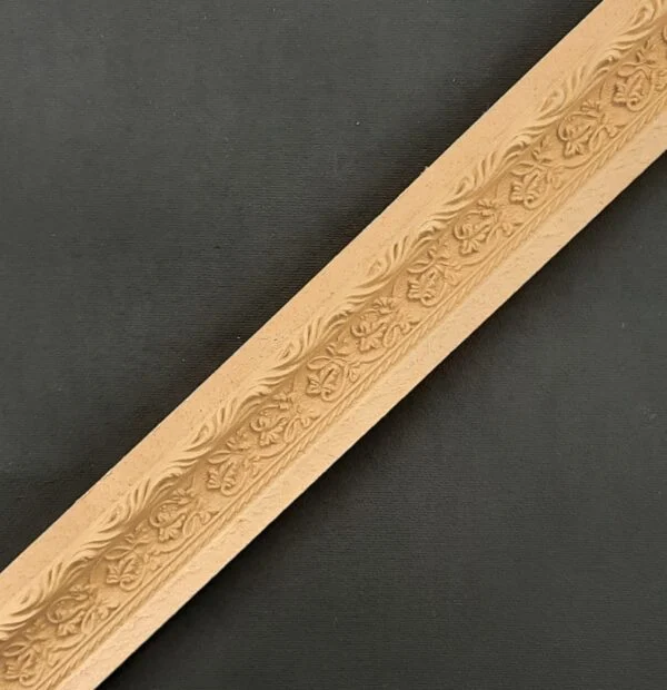 Ξυλόγλυπτο Προφίλ Κορνίζας Άκαμπτη 1μ. Χ 4εκ. X 2εκ.