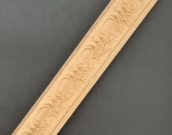 Ξυλόγλυπτο Προφίλ Κορνίζας Άκαμπτη 1μ. Χ 5εκ. X 2εκ.