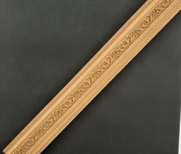 Ξυλόγλυπτο Προφίλ Κορνίζας Άκαμπτη 1μ. Χ5εκ. X 2,2εκ.