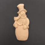 Ξυλόγλυπτο Διακοσμητικό Χιονάνθρωπος  4,5εκ. Χ10εκ.