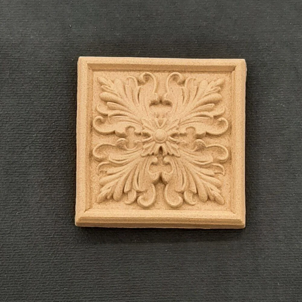 Ξυλόγλυπτο Διακοσμητικό Πλακάκι 5,5εκ.Χ5,5εκ.