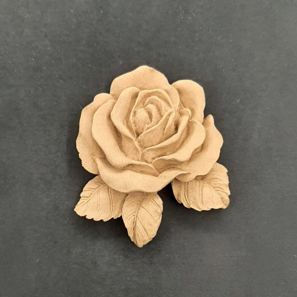 Ξυλόγλυπτο Διακοσμητικό Λουλούδι 6εκ.Χ6εκ.