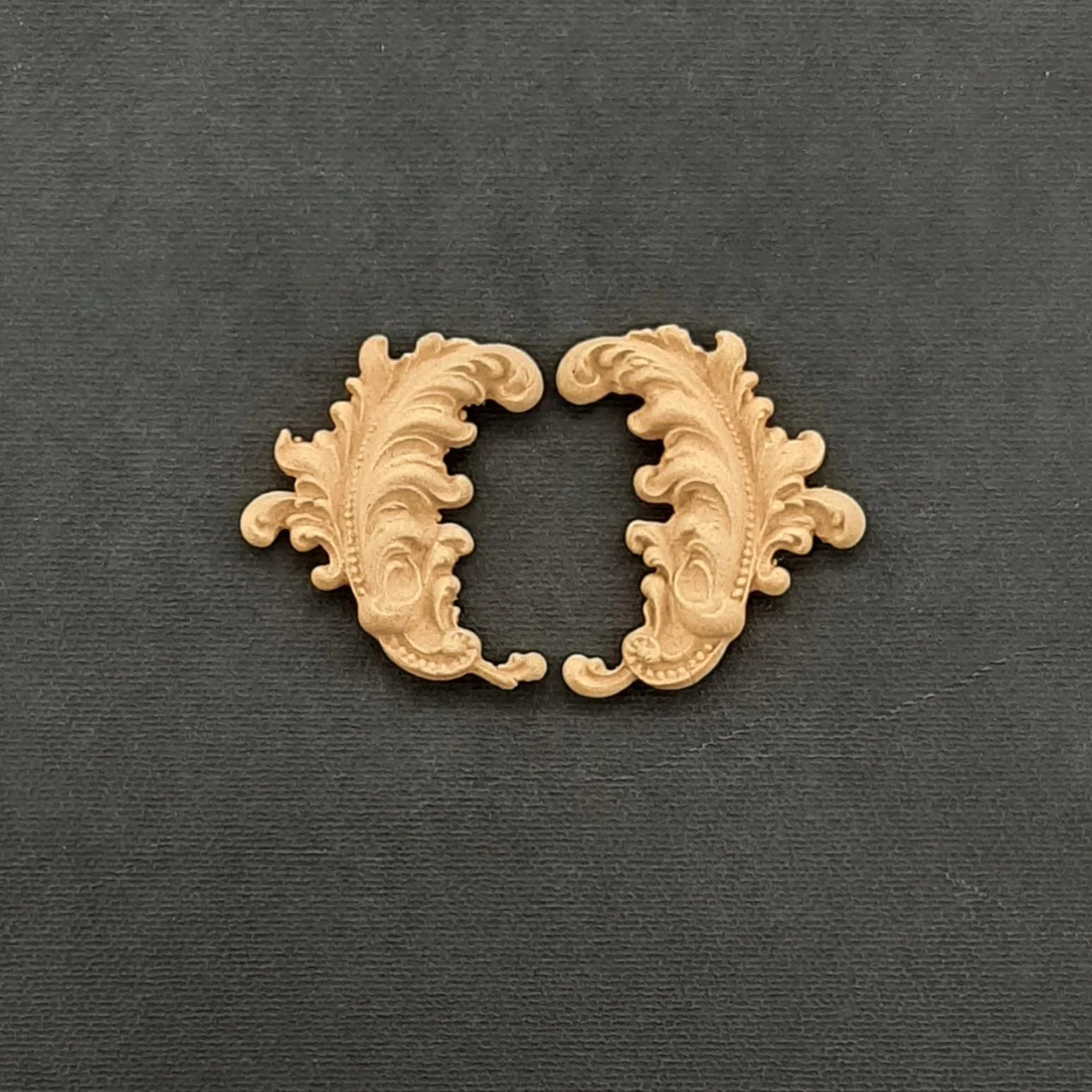 Ξυλόγλυπτο Διακοσμητικό Σετ 2 Τεμαχίων 4,5εκ.Χ3εκ.