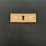 Ξυλόγλυπτο Διακοσμητικό Κλειδαρότρυπα  9εκ.Χ3εκ.