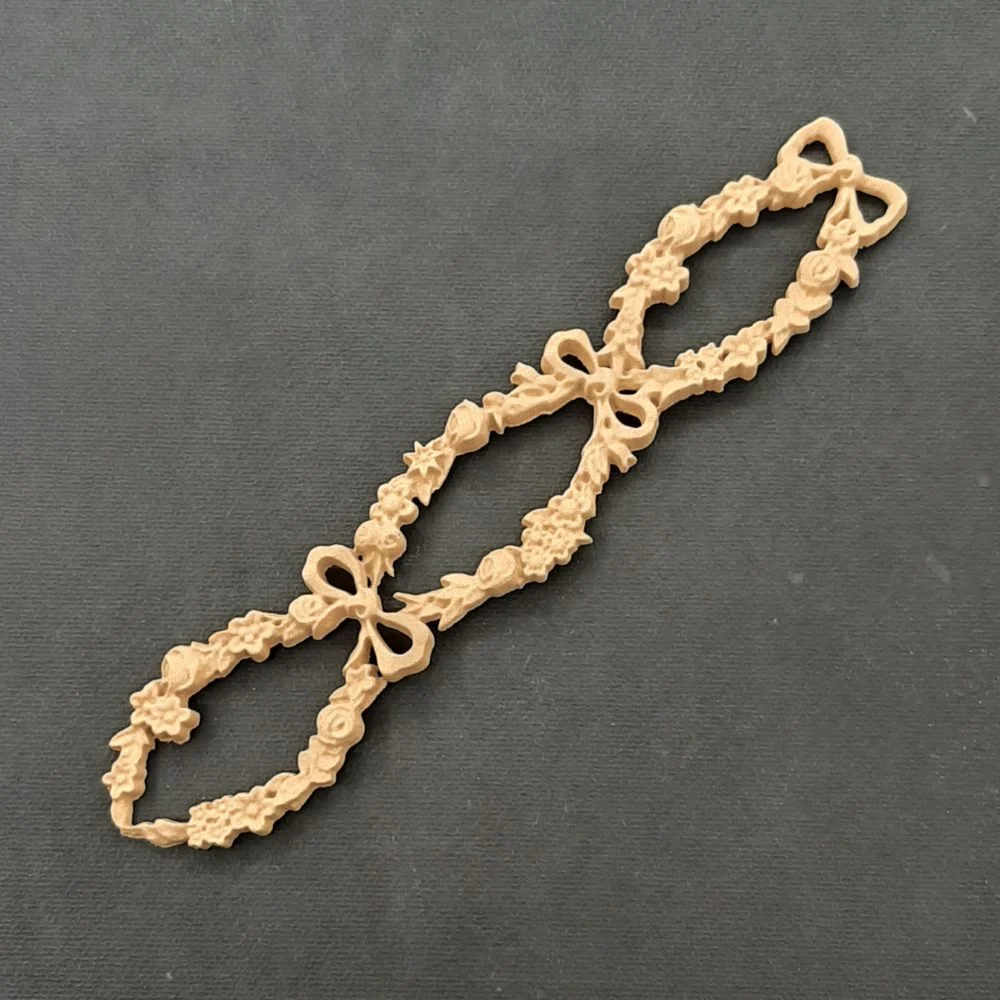 Ξυλόγλυπτο Διακοσμητικό Γιρλάντα  17,5εκ.Χ3.5εκ.